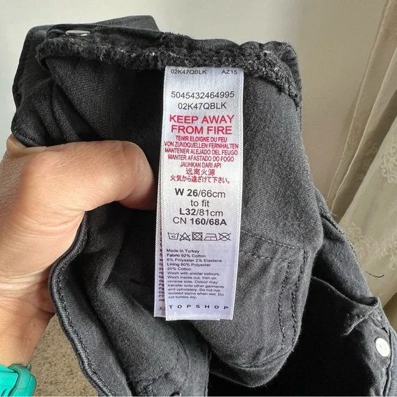 TOPSHOP Jamie High Waist Ripped Skinny Jeans in Black - Picture 8 of 8